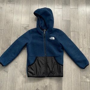 The north face little boys fleece jacket blue